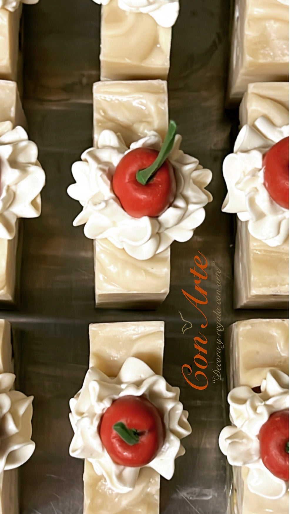 Piña Colada Artisan Soap (Coconut Milk + Shea Butter) 2022